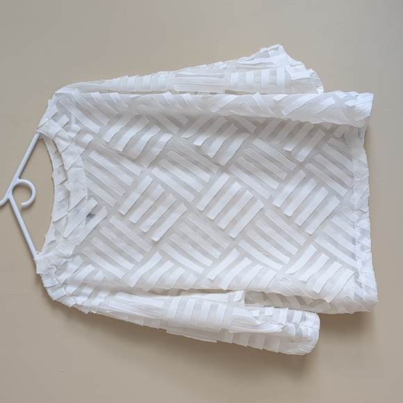 Medium By JJ Sheer Top Shirt - Picture 1 of 17